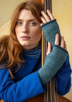 Fashion Gudrun Sjödén Handstulpen „Vega“ aus Recycling-Wolle/Lammwolle veronagrün