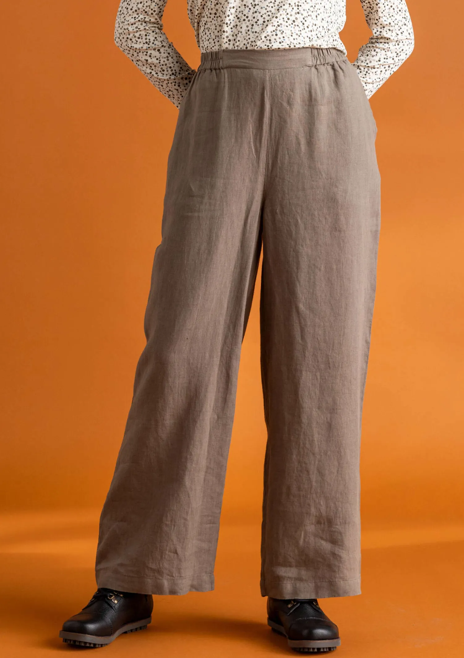 Shop Gudrun Sjödén Hose „Asta“ aus Leinengewebe schwarz-gestreift