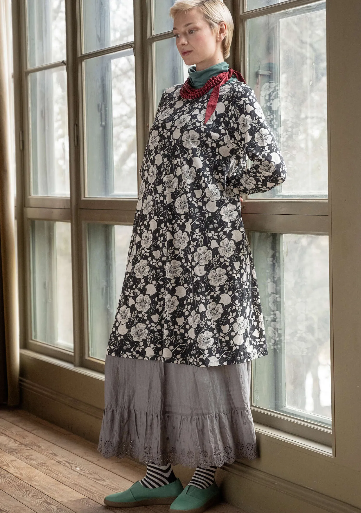 Hot Gudrun Sjödén Jerseykleid „Höstanemone“ aus Bio-Baumwolle/Modal schwarz