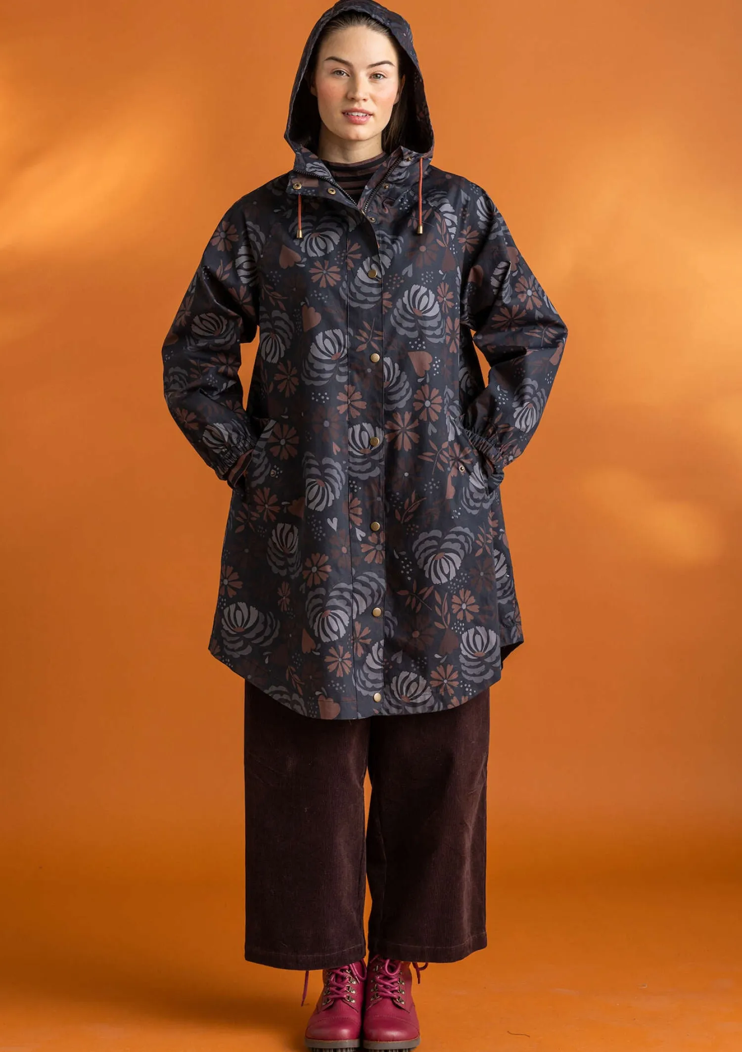 Outlet Gudrun Sjödén Regenjacke „Hedda“ aus Bio-Baumwollgewebe schwarz-gemustert