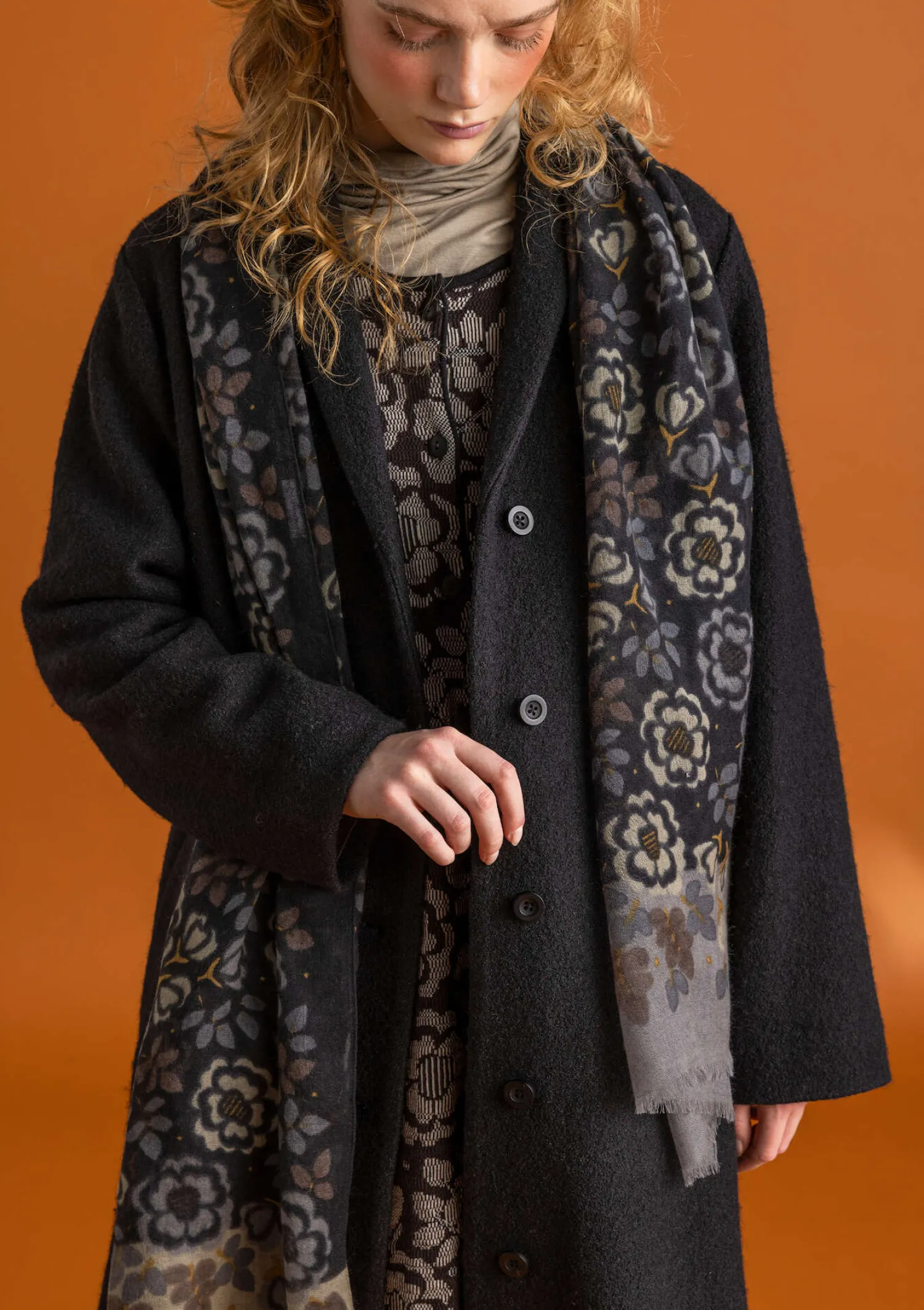 Outlet Gudrun Sjödén Schal „Astrid“ aus Wolle granatapfel