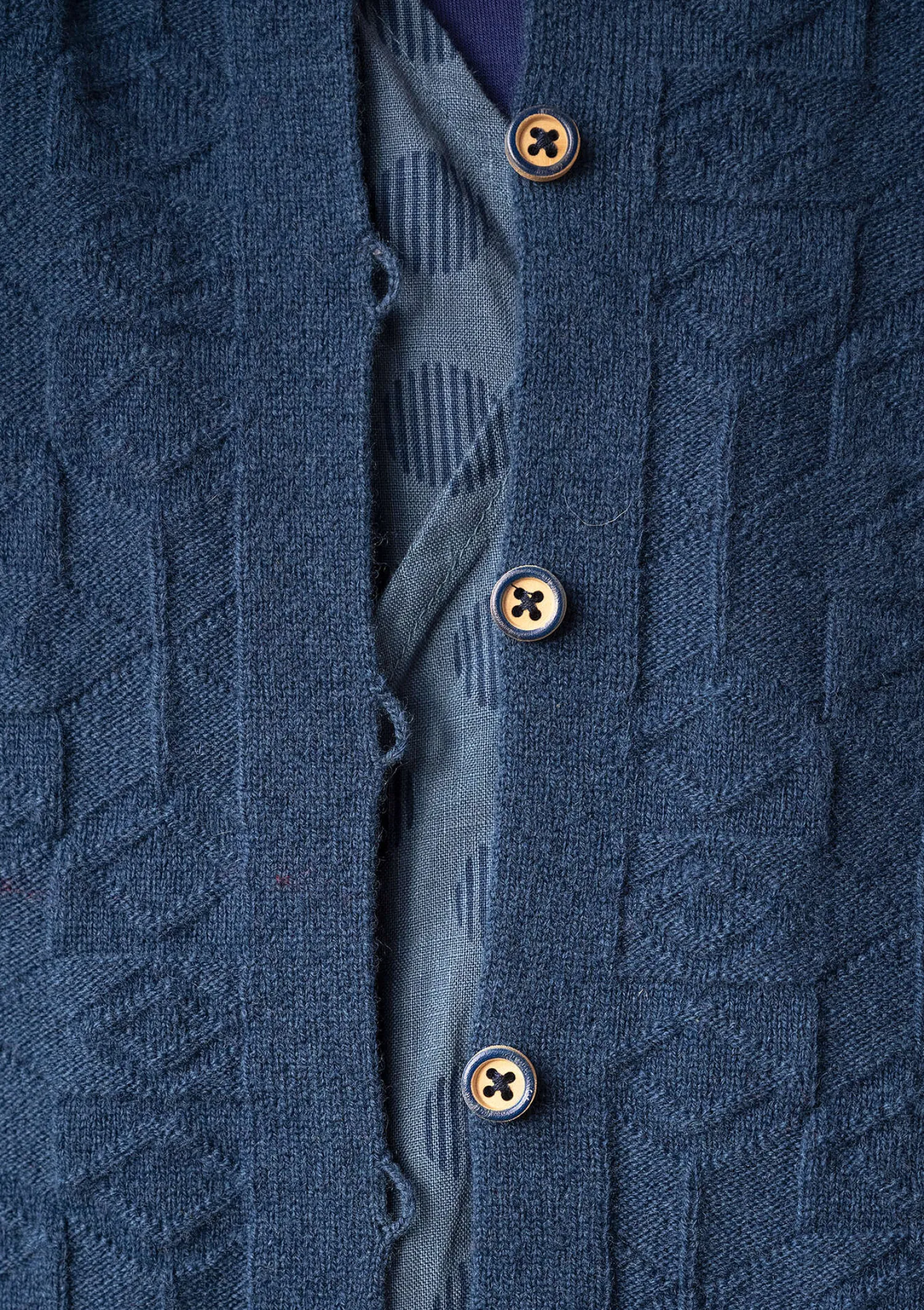 Best Sale Gudrun Sjödén Strickjacke „Nova“ aus Lammwolle hellflaschengrün-genoppt