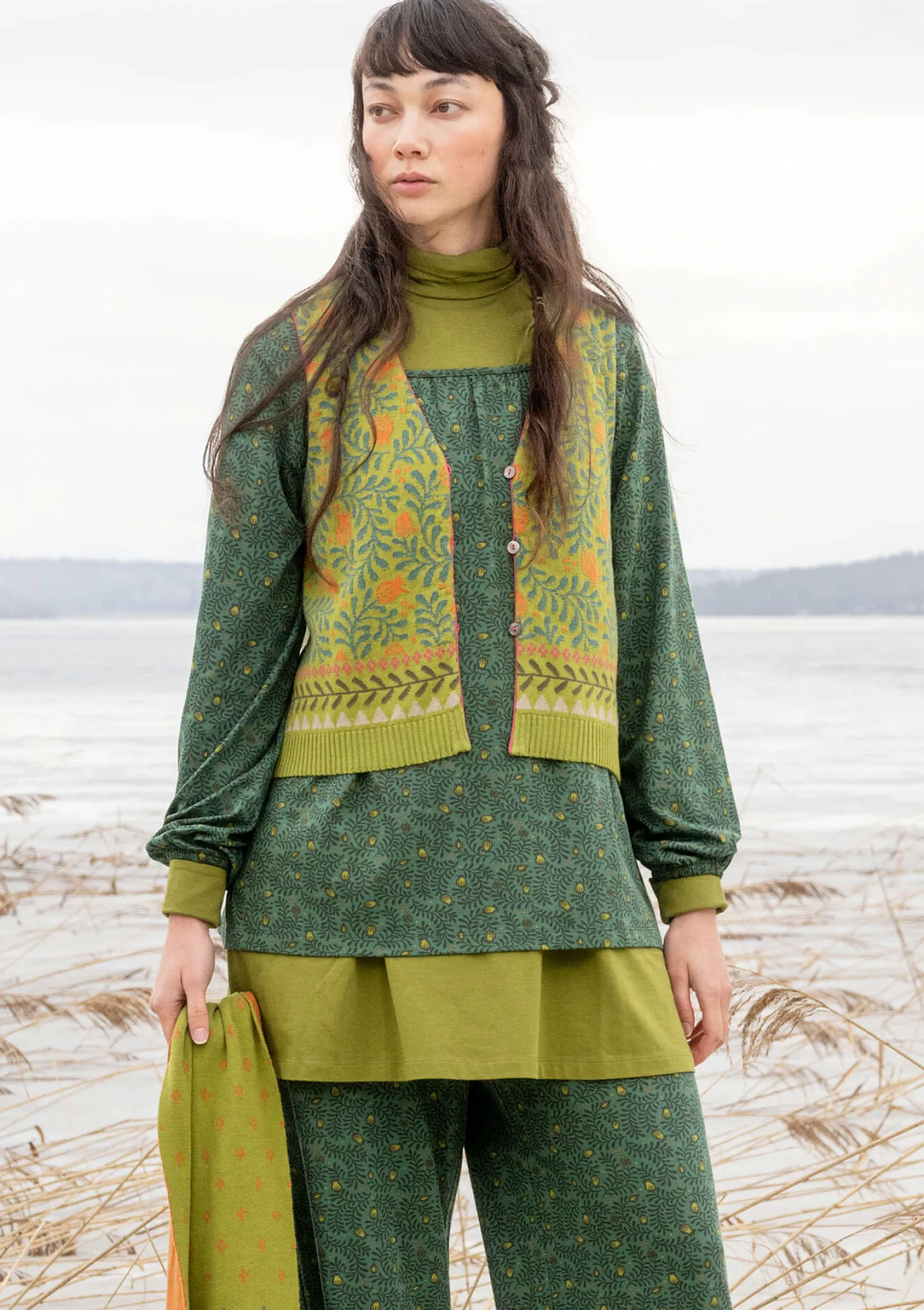 Outlet Gudrun Sjödén Strickweste „Aurora“ aus Bio- und Recycling-Baumwolle/Wolle aubergine