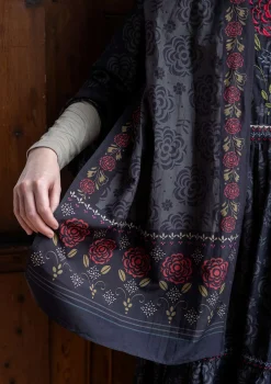 Discount Gudrun Sjödén Webschal „Kamelia“ aus Bio-Baumwolle/Seide indigoblau