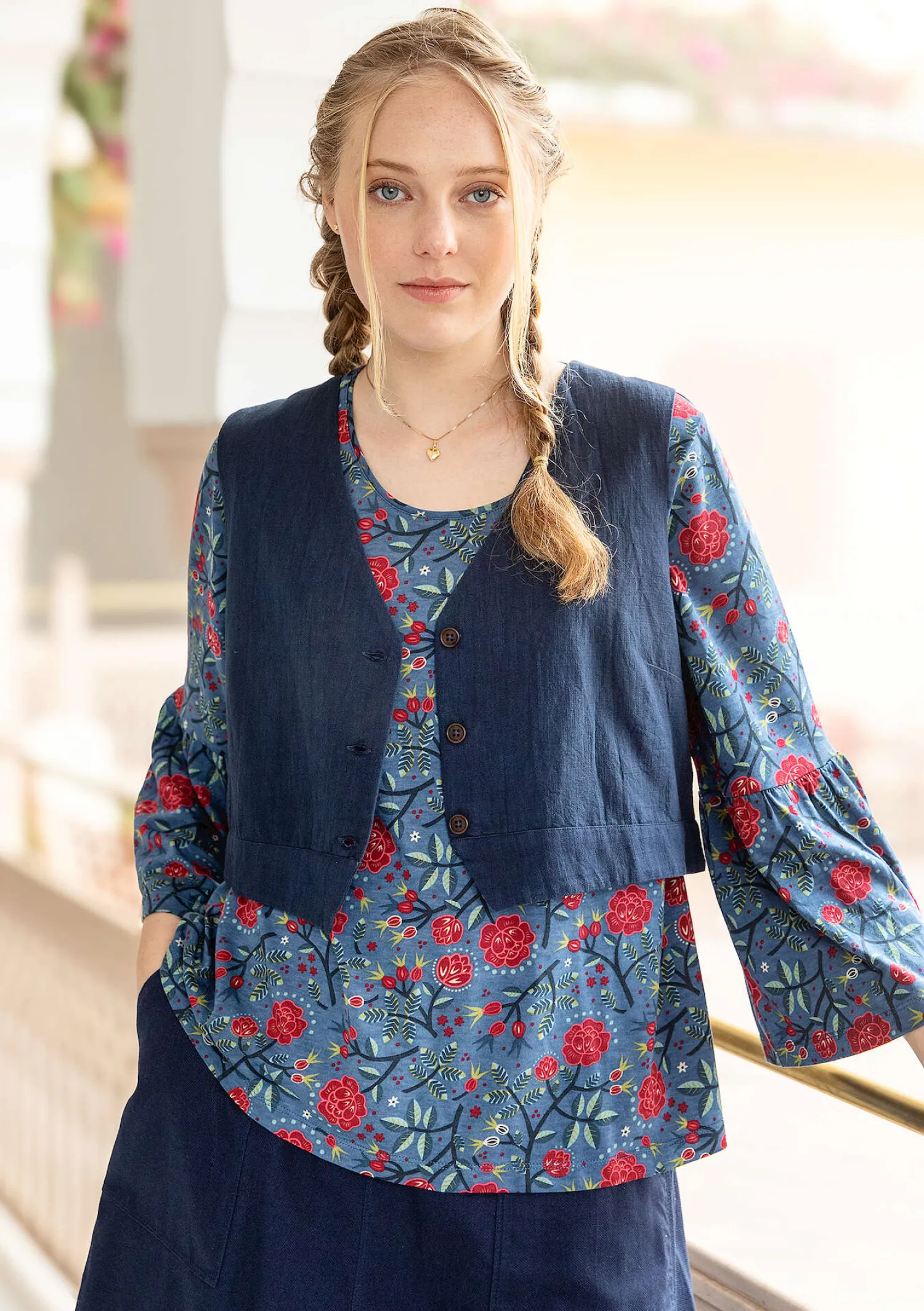 Store Gudrun Sjödén Weste „Stina“ aus Bio-Baumwollgewebe tinte